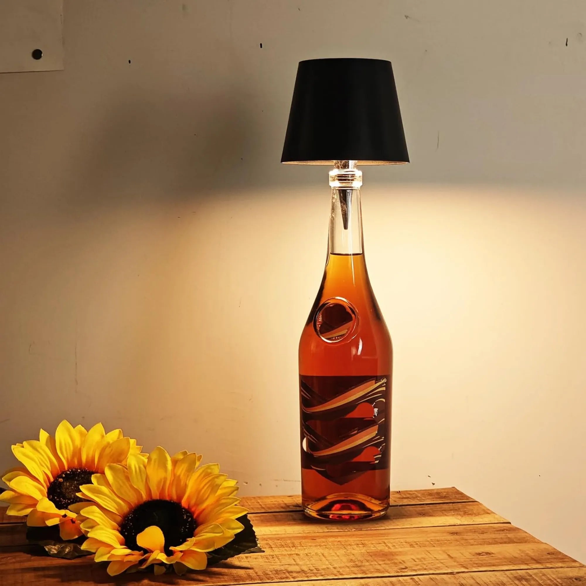 Lámpara de Botella Inalámbrica LED Recargable | Adaptador Universal para Botellas de Vino y Licores | Control Táctil Dimmer y 3 Modos de Luz | Impermeable IP54 para Interior y Exterior
