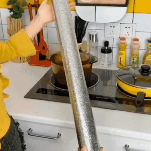 Papel Aluminio Autoadhesivo CocinaNova 3m | Revestimiento Antimanchas, Resistente al Calor y Grasa para Paredes y Muebles