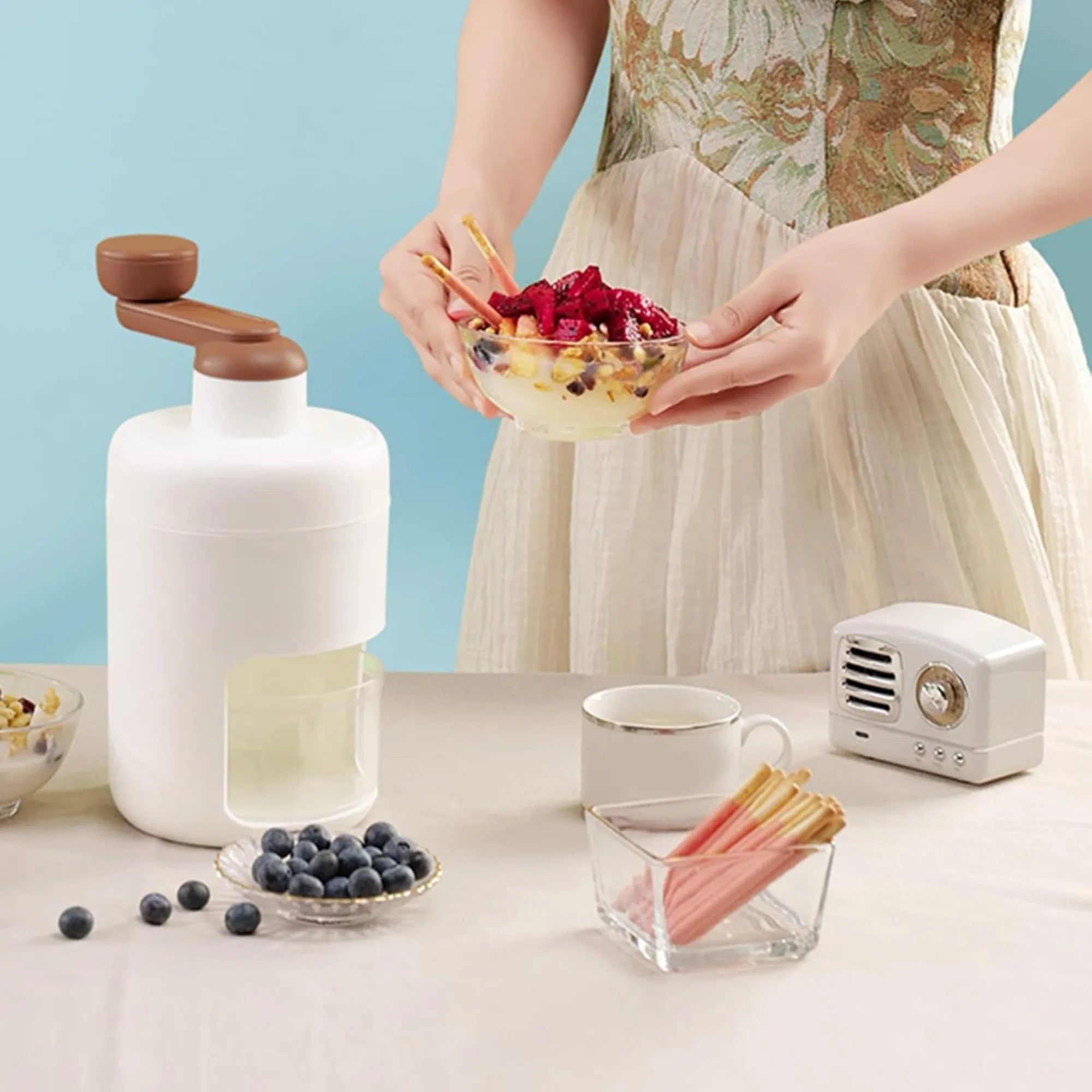 Trituradora de Hielo Manual para Raspados y Granizados | Máquina Portátil con Cuchillas de Acero Inoxidable | Picadora de Hielo para Frappés, Coctelería y Postres | Diseño Ergonómico y Duradero