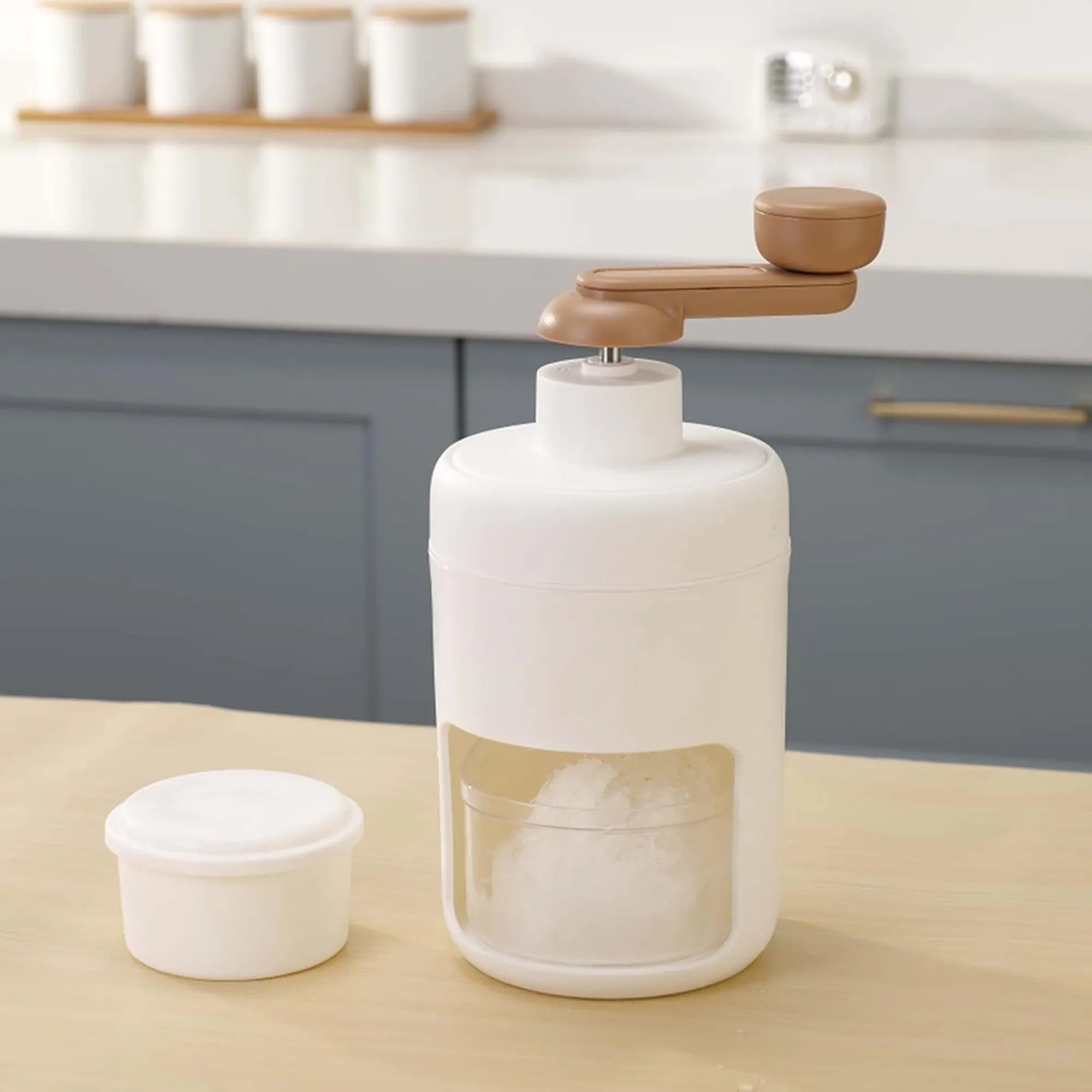 Trituradora de Hielo Manual para Raspados y Granizados | Máquina Portátil con Cuchillas de Acero Inoxidable | Picadora de Hielo para Frappés, Coctelería y Postres | Diseño Ergonómico y Duradero